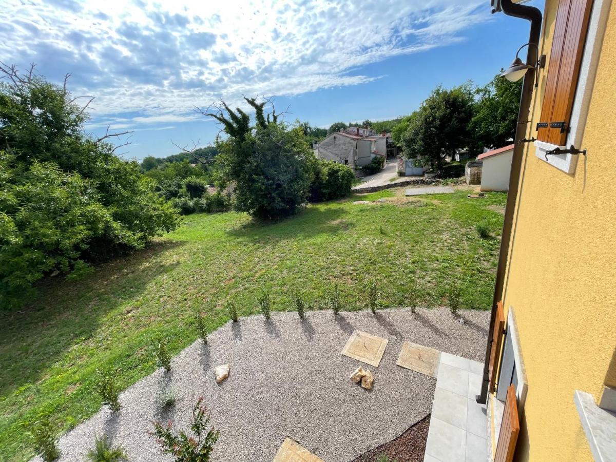Villa Berto Nedescina Luaran gambar