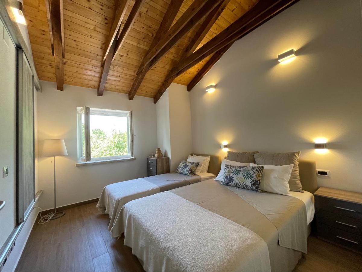 Villa Berto Nedescina Luaran gambar