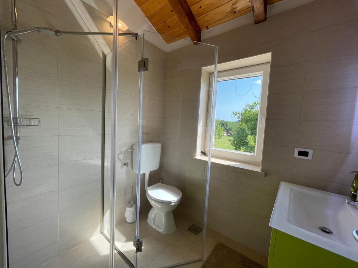 Villa Berto Nedescina Luaran gambar